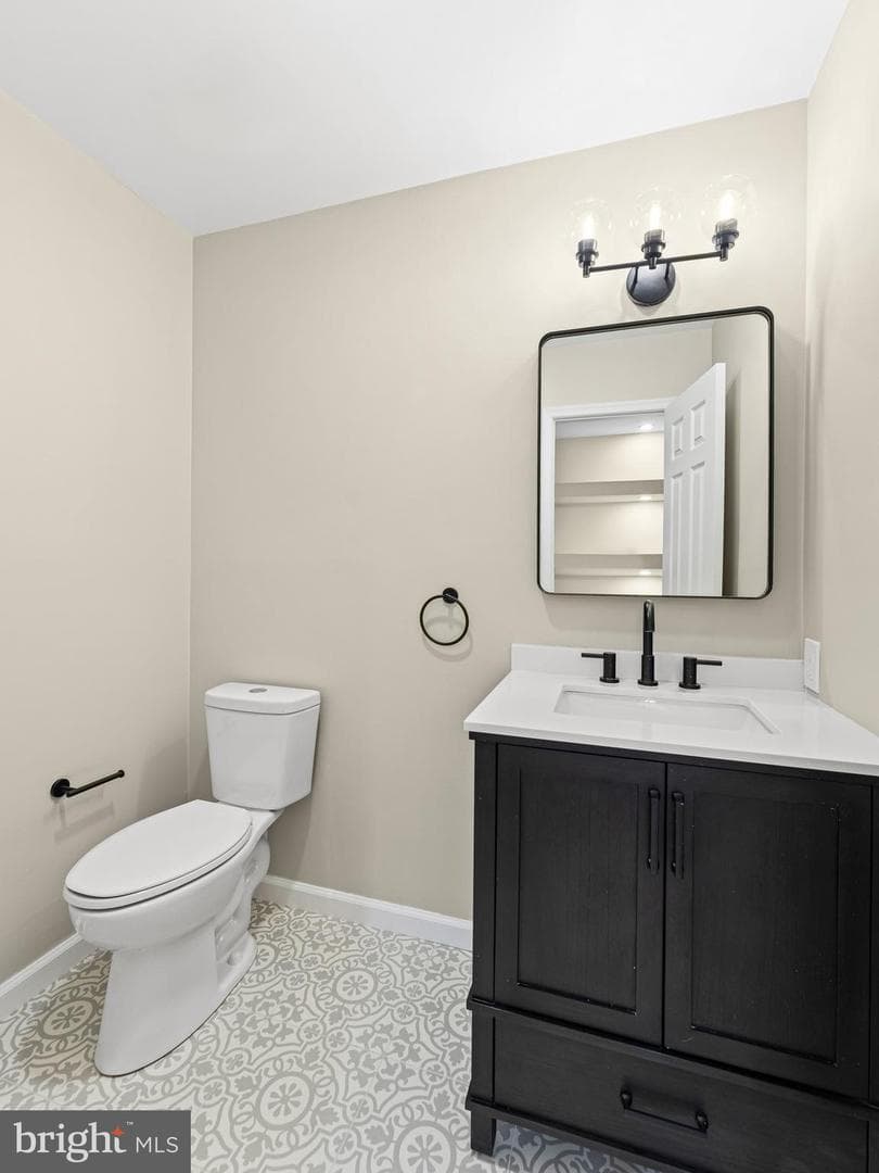 972 Roeloffs Road photo 26