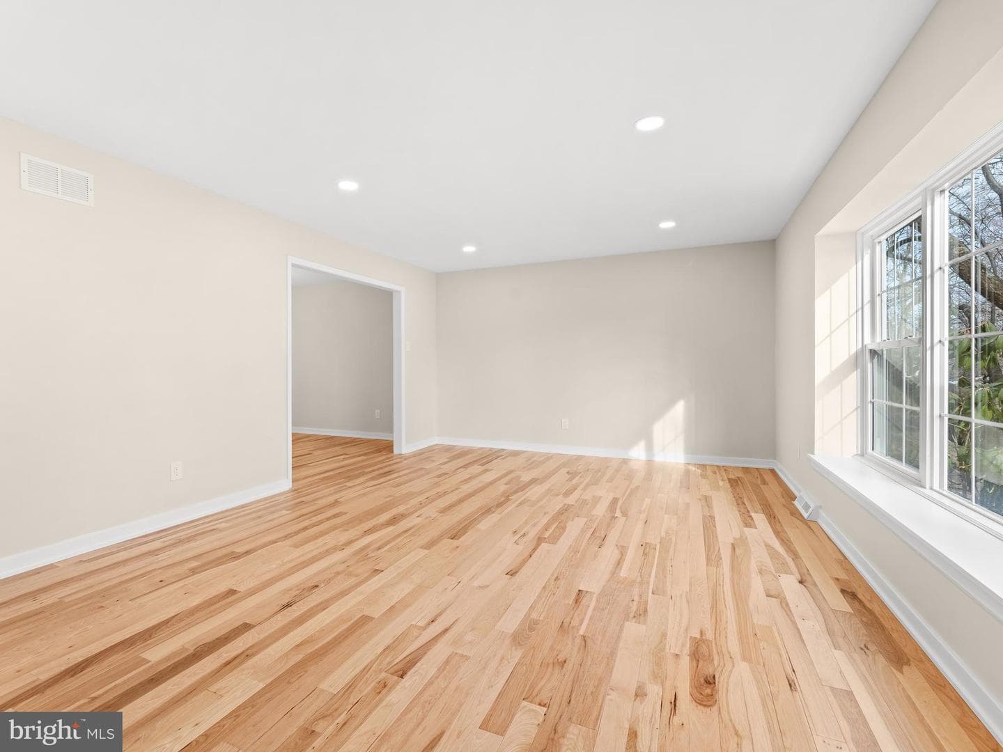 972 Roeloffs Road photo 9