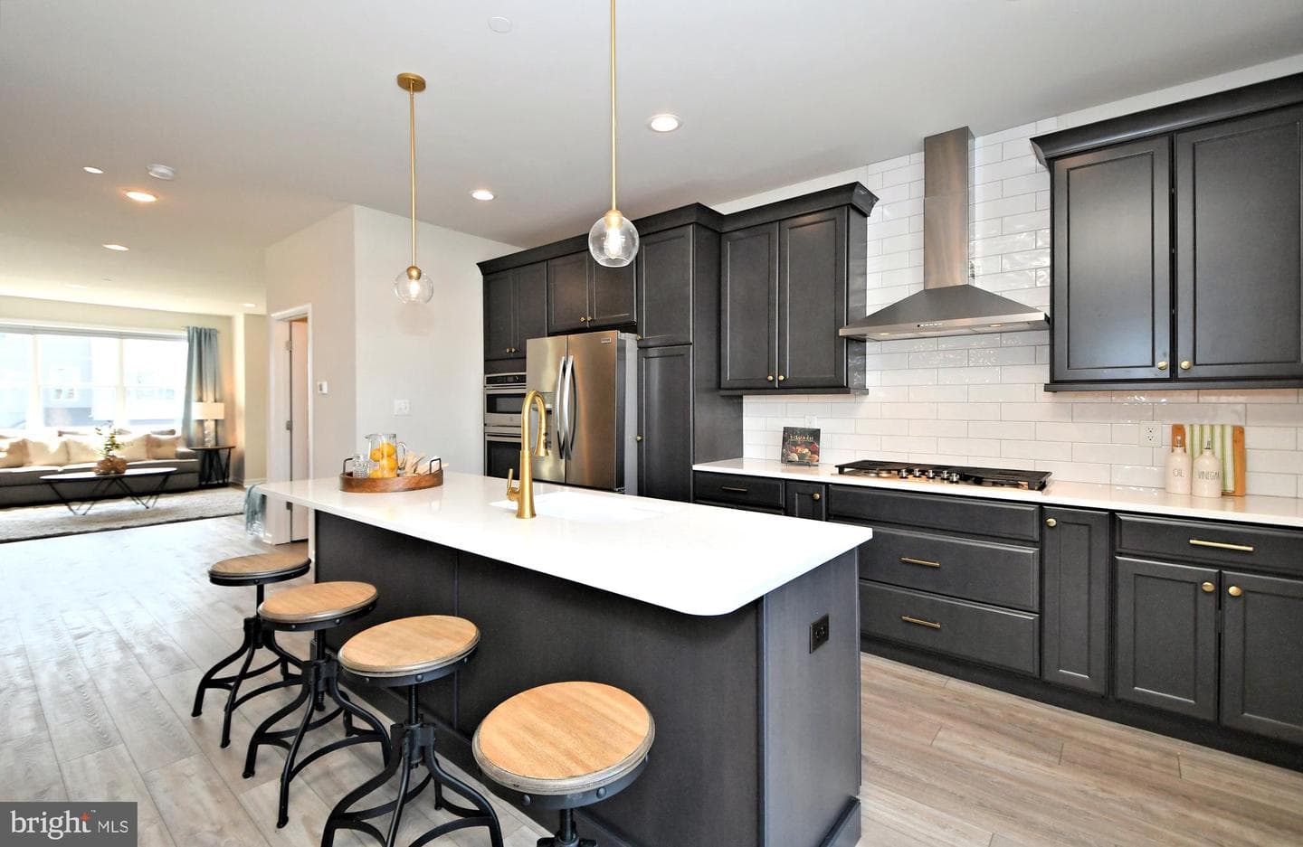 25 Warren Drive photo 18