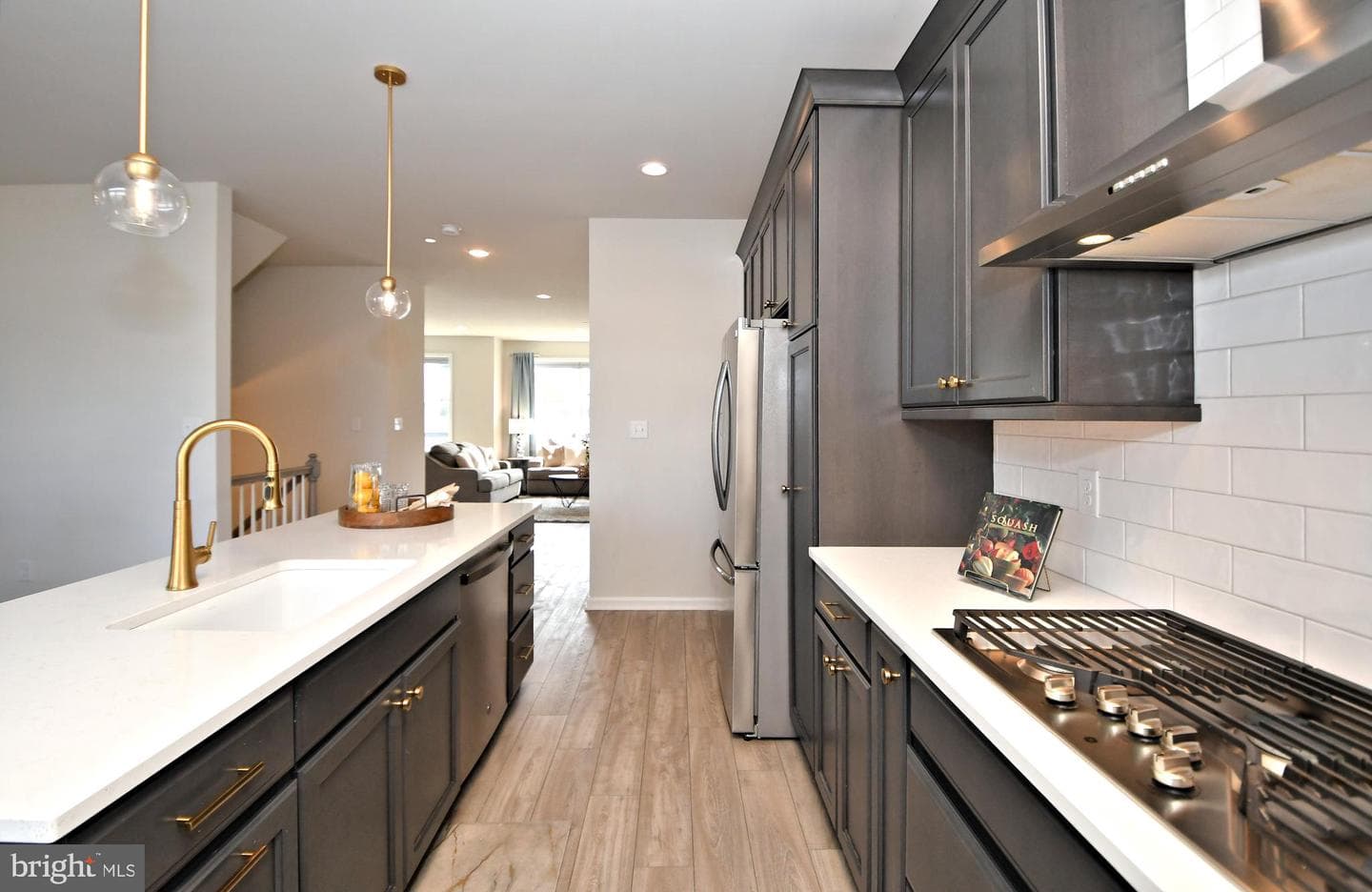 25 Warren Drive photo 20