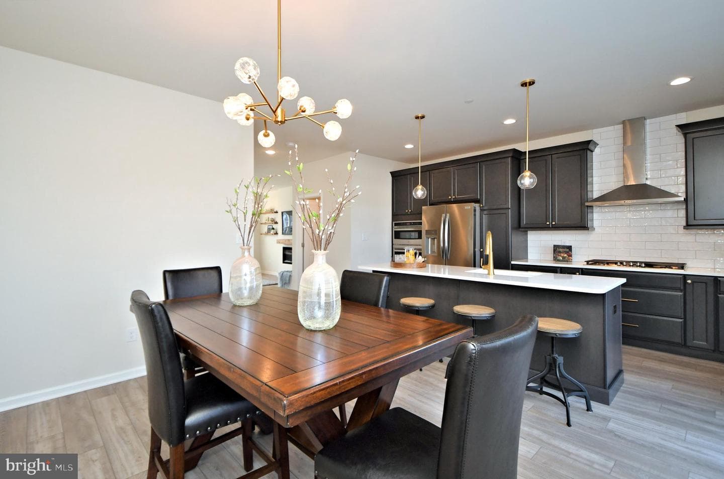 25 Warren Drive photo 24