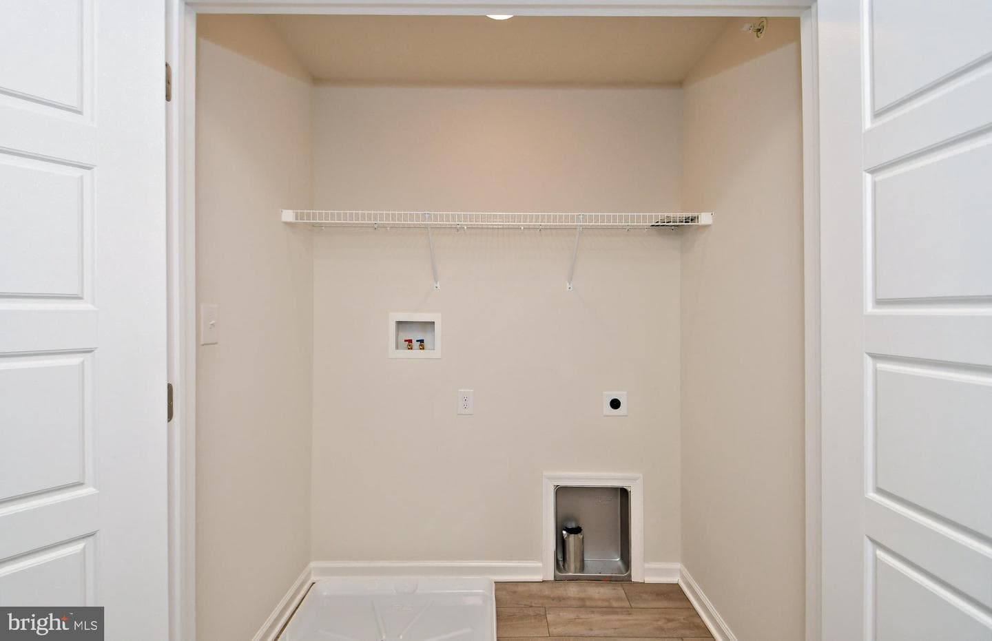 25 Warren Drive photo 46