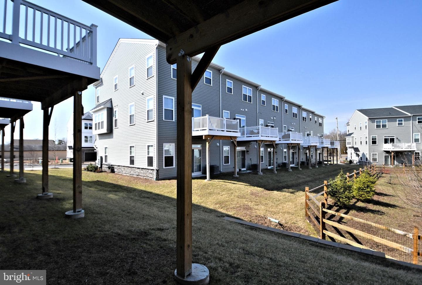 25 Warren Drive photo 57