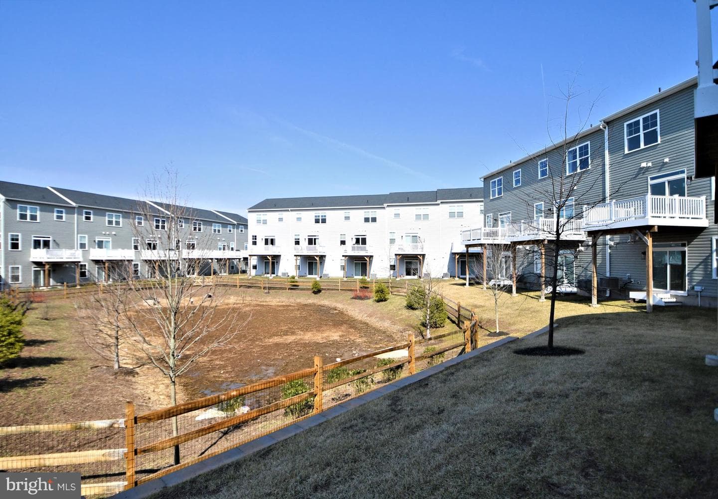 25 Warren Drive photo 59