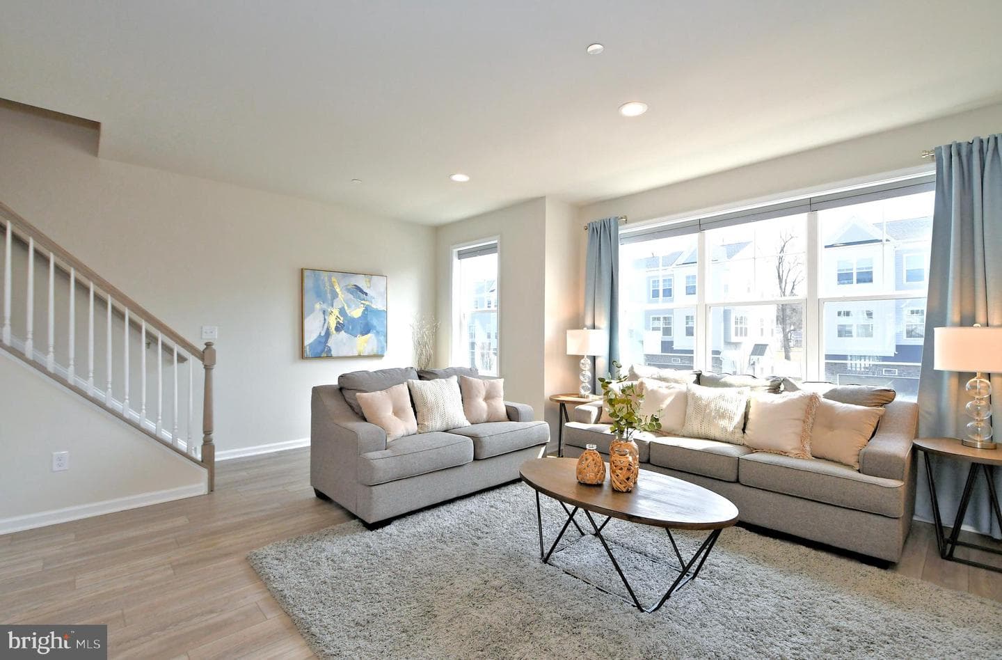 25 Warren Drive photo 8