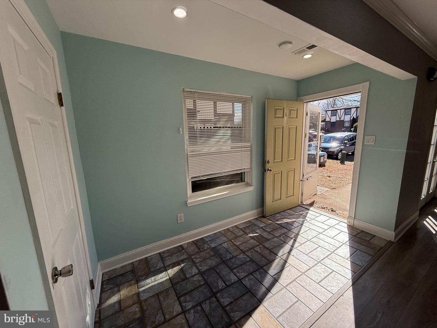 67 Hollybrooke Drive photo 18
