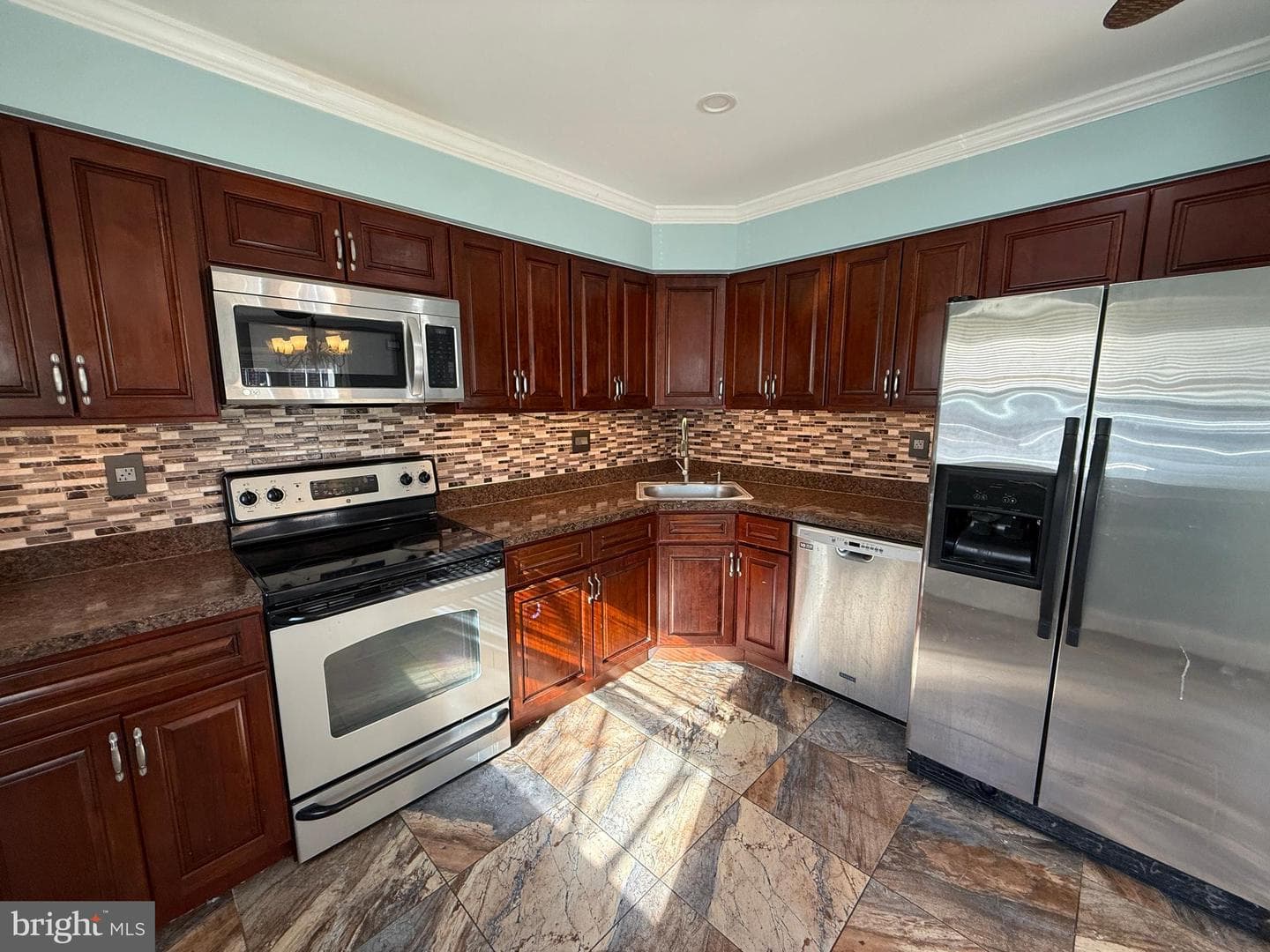 67 Hollybrooke Drive photo 24