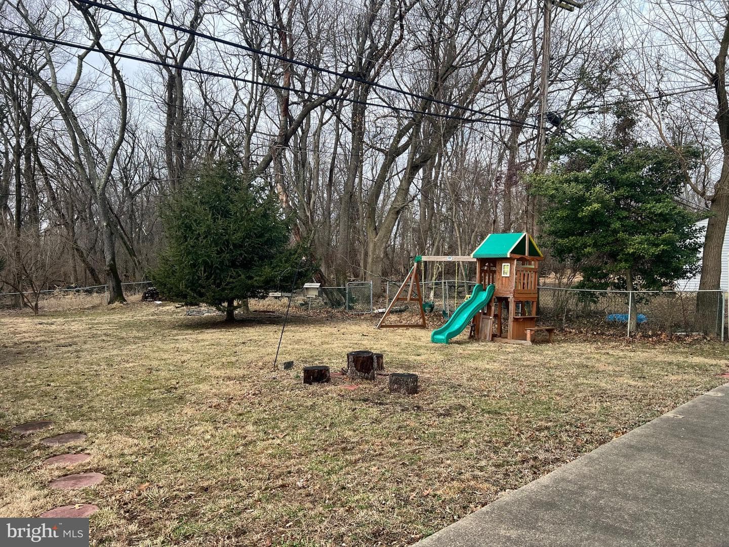 3916 Windsor Drive photo 16