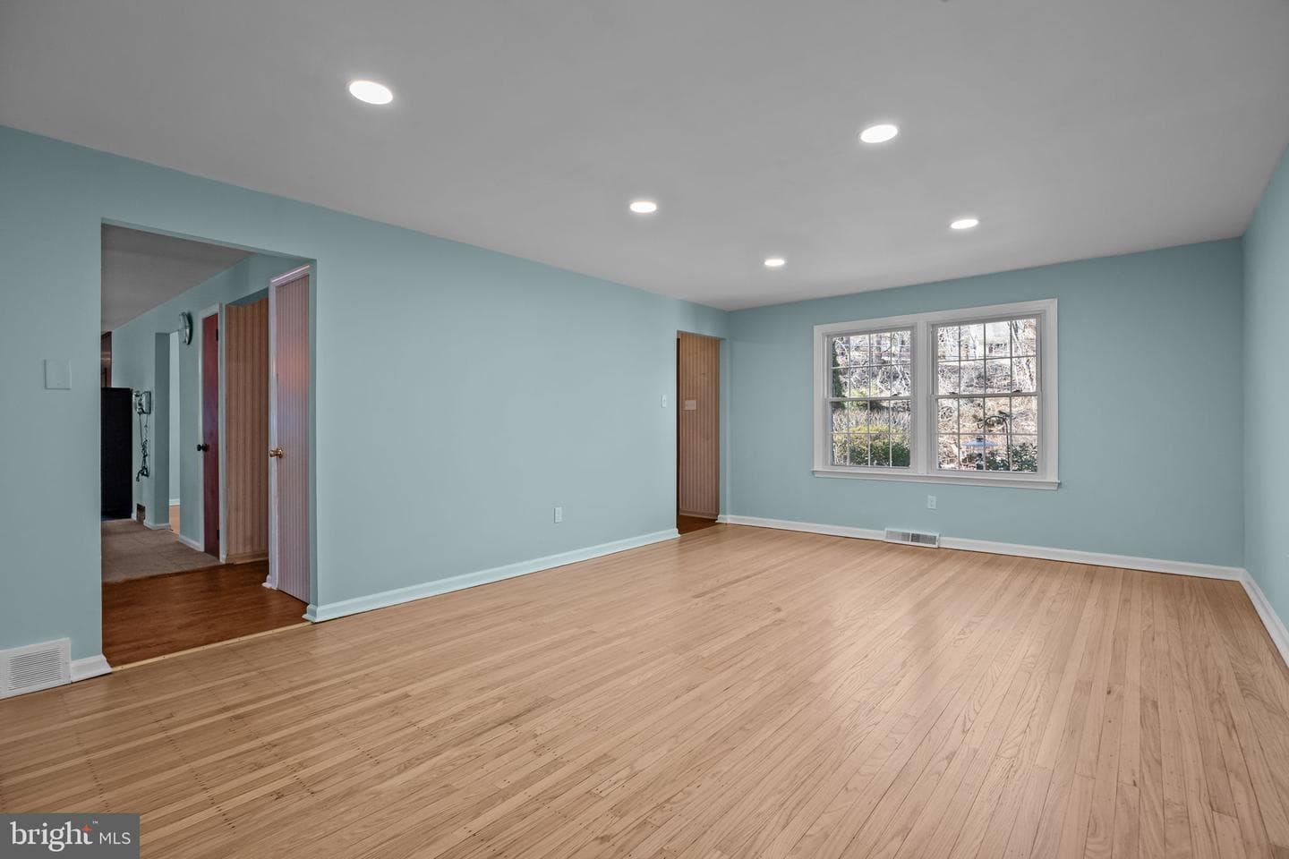 2721 Brownsville Road photo 7