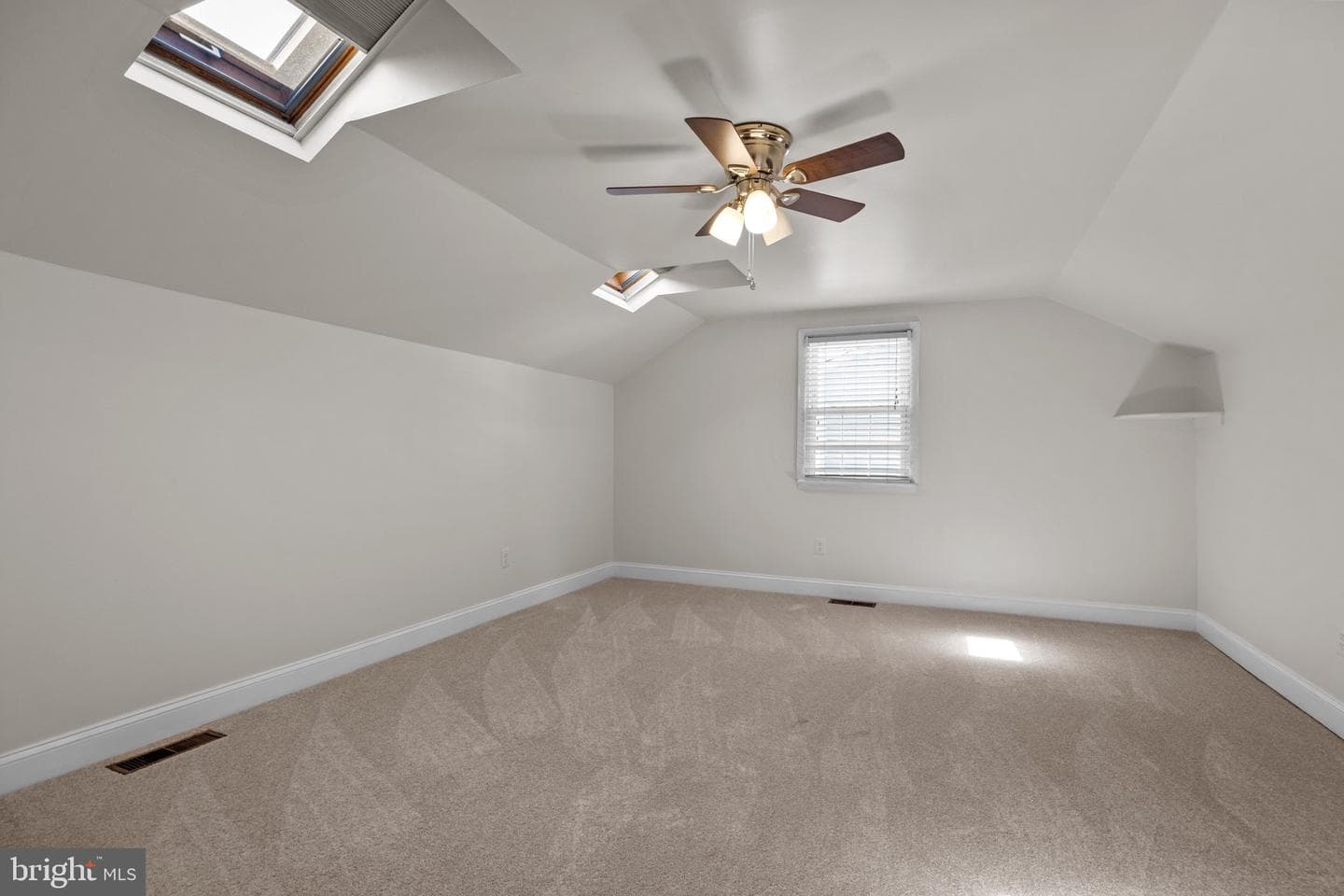 120 Apple Valley Drive photo 22