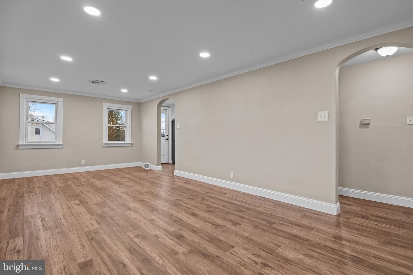 2080 Willow Lane photo 5