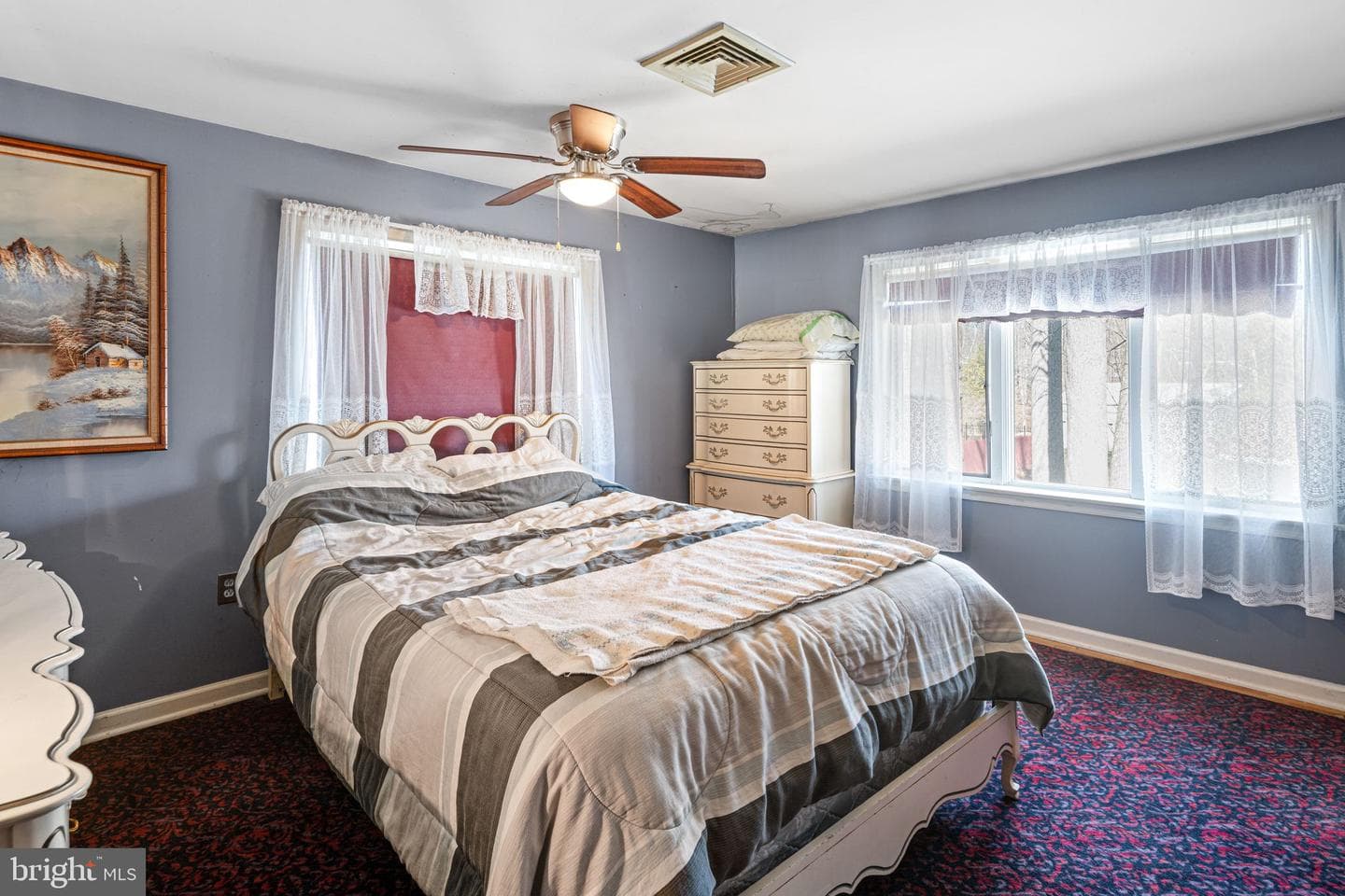 1302 Hilton Avenue photo 19