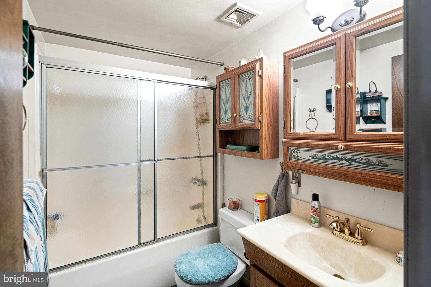1302 Hilton Avenue photo 21