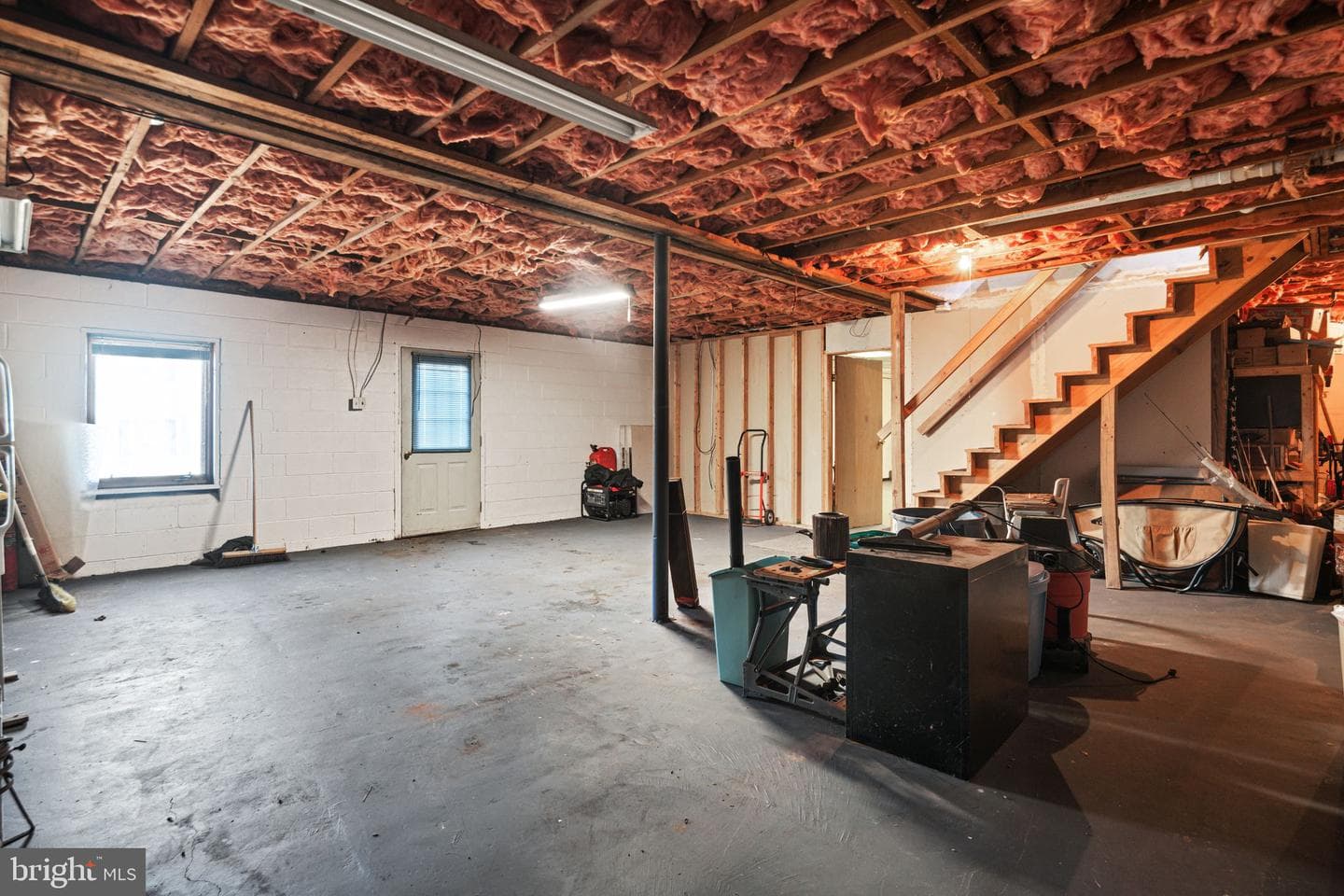 1302 Hilton Avenue photo 23