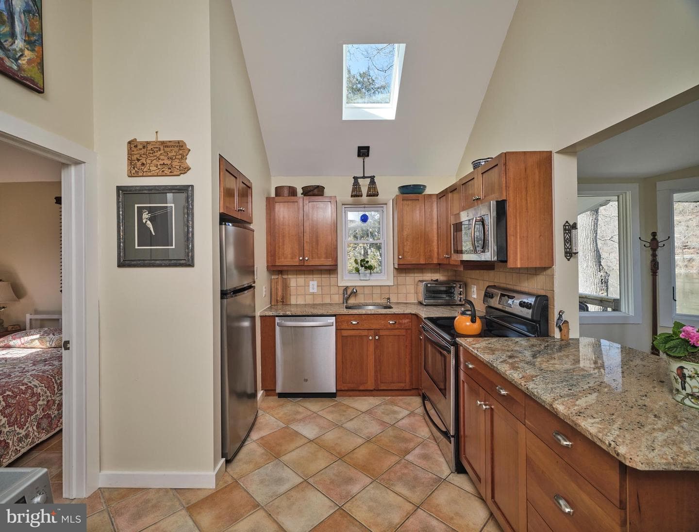 1827 Trails End Lane photo 12