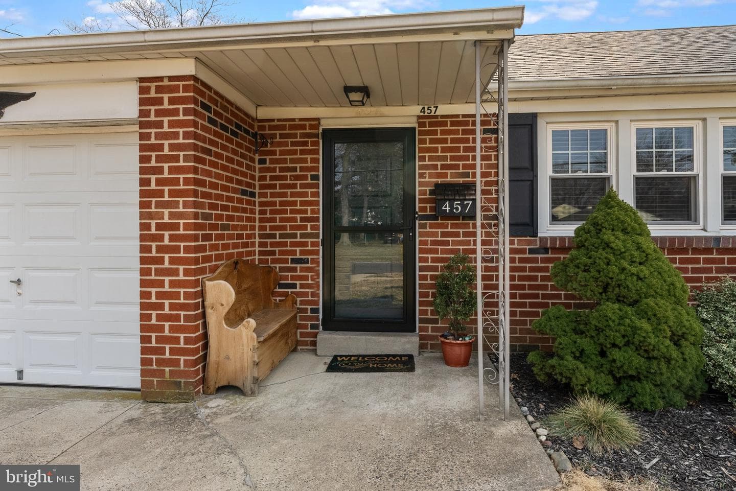 457 Cooper Drive photo 2