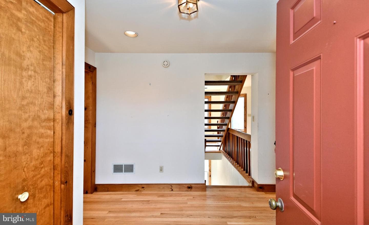 1486 Fairhill Road photo 18