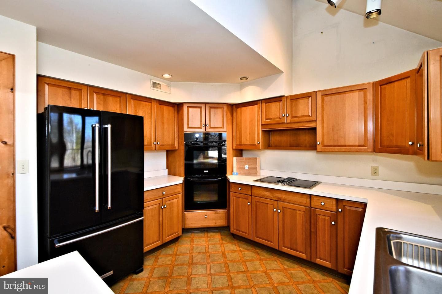 1486 Fairhill Road photo 33
