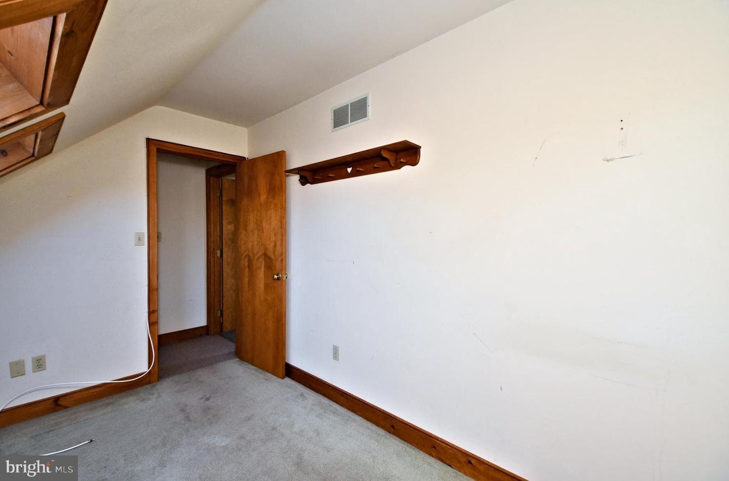 1486 Fairhill Road photo 55