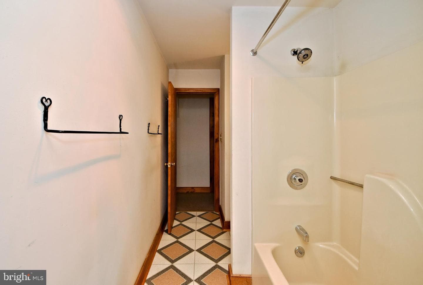 1486 Fairhill Road photo 60