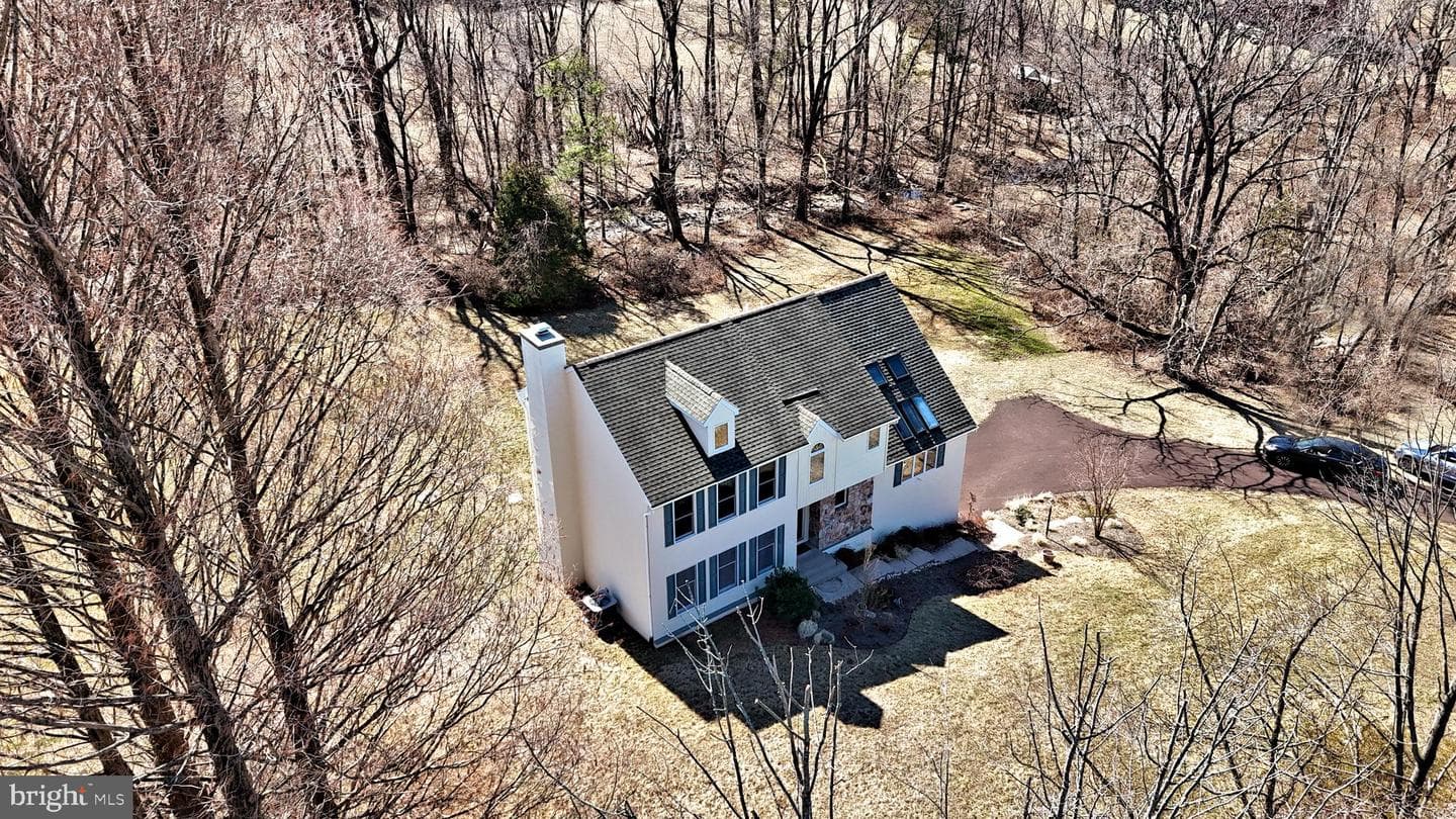 1486 Fairhill Road photo 8