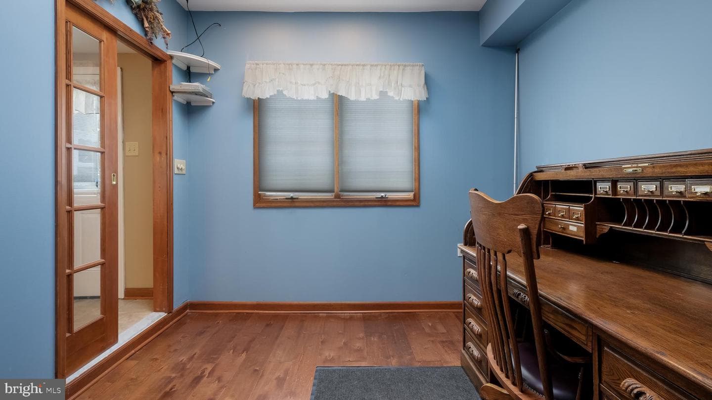 1810 Gait Circle photo 24