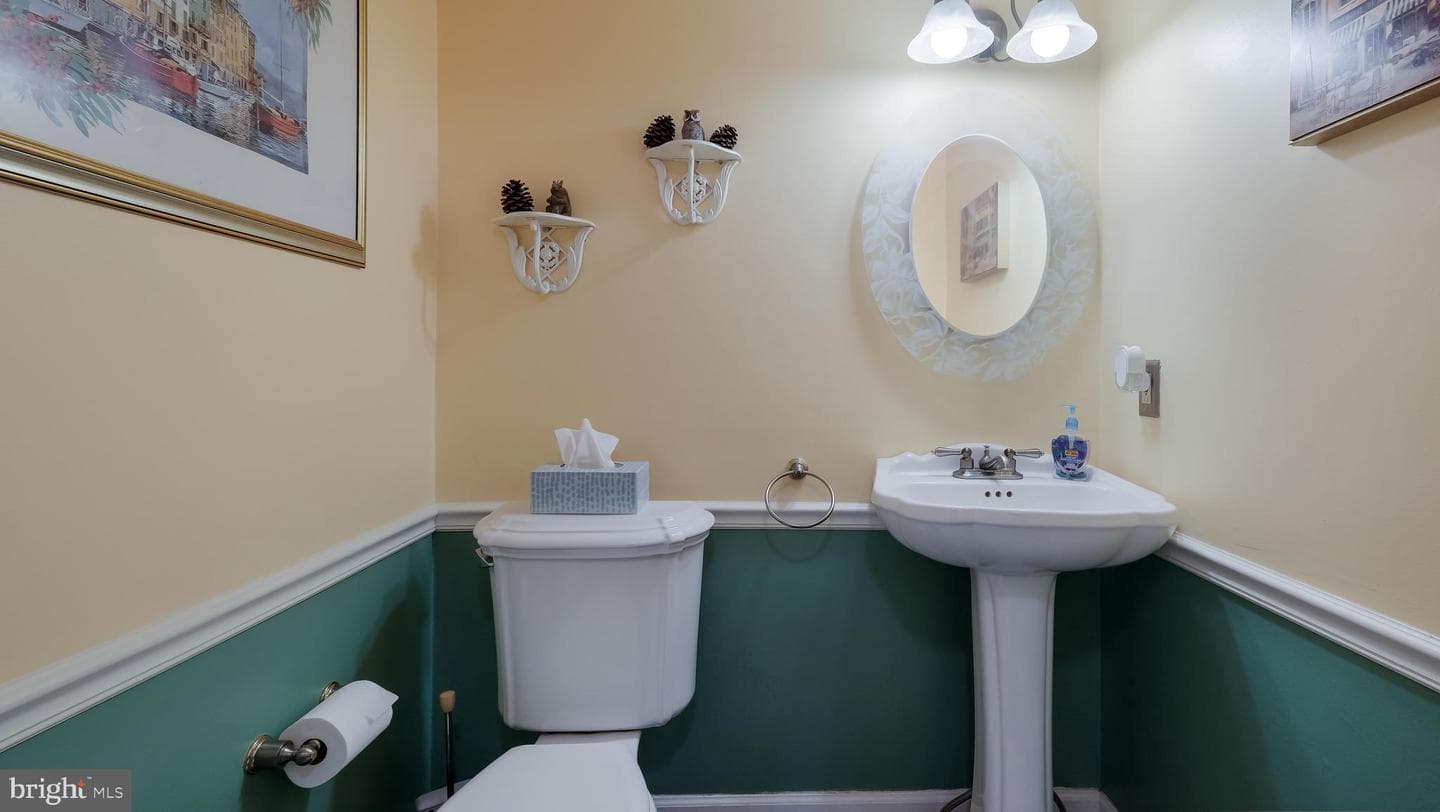 1810 Gait Circle photo 25