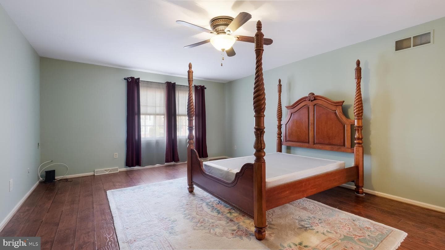 1810 Gait Circle photo 26