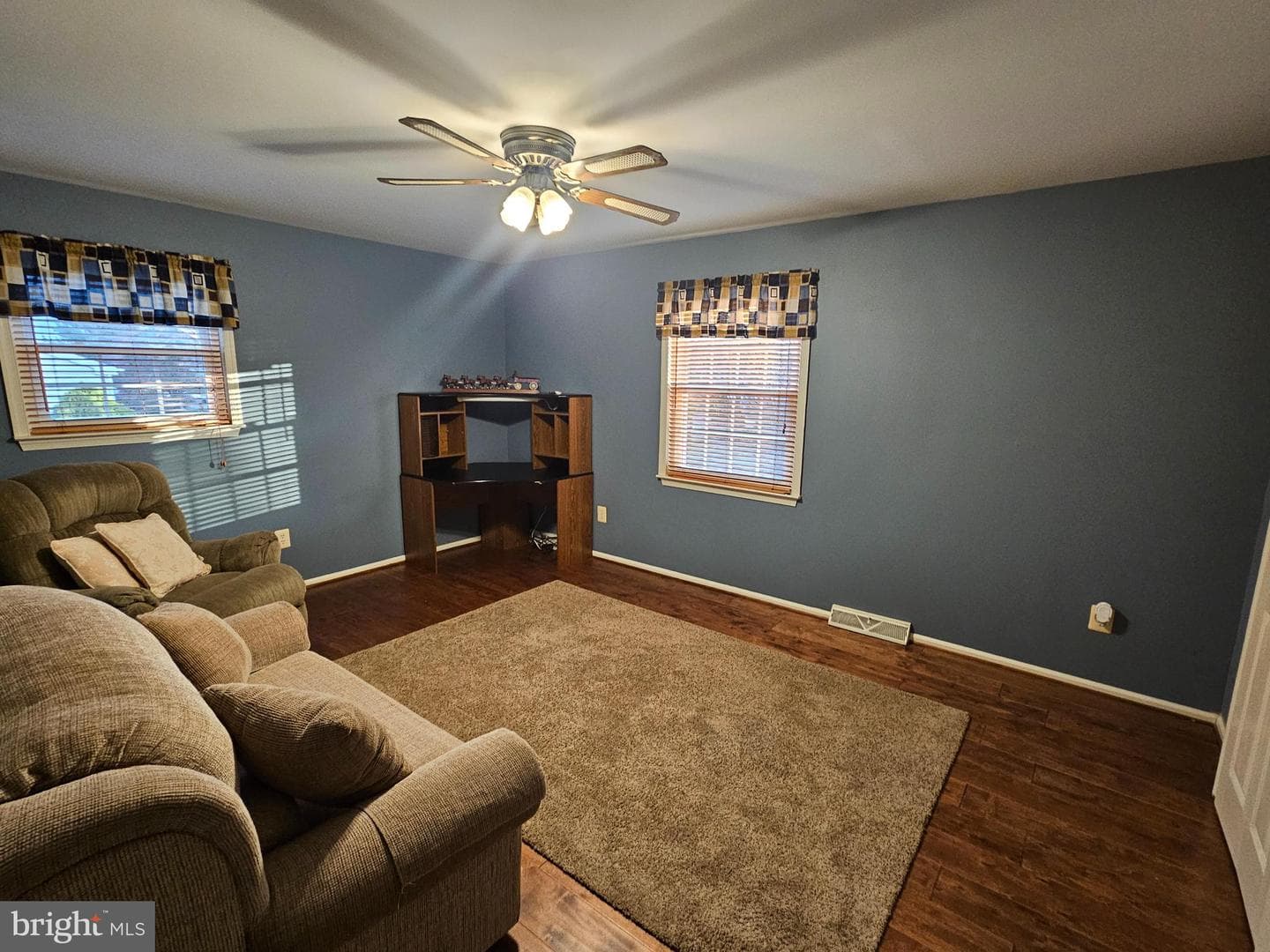 1810 Gait Circle photo 32