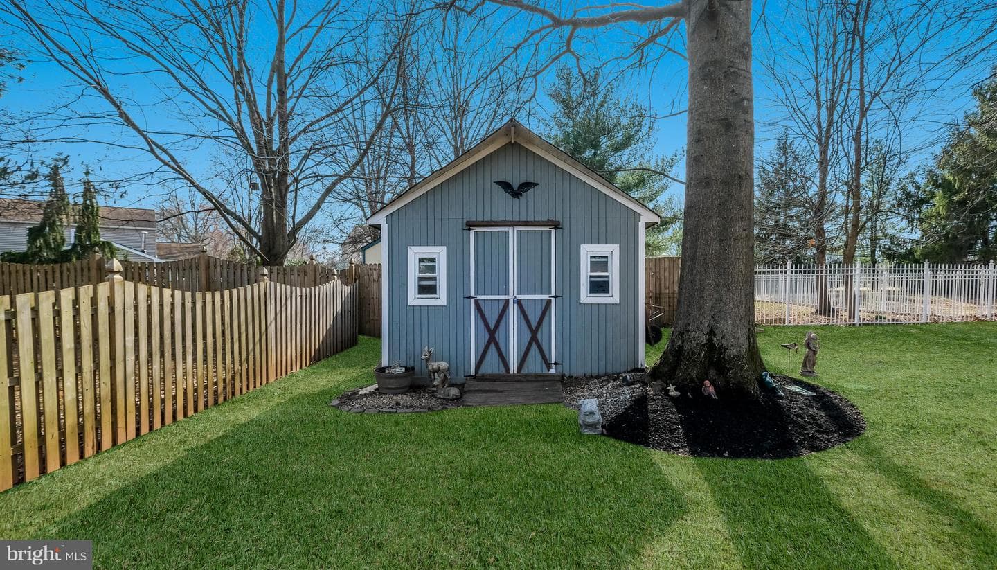 1810 Gait Circle photo 47