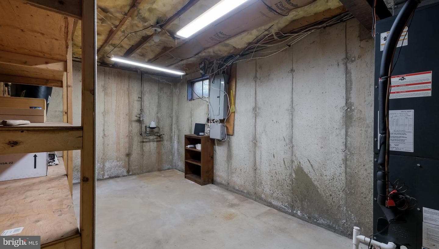 1810 Gait Circle photo 59