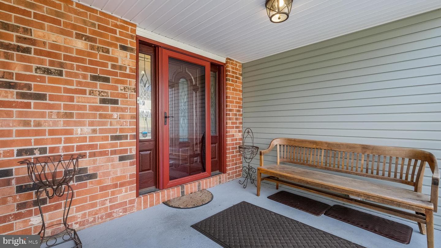 1810 Gait Circle photo 7