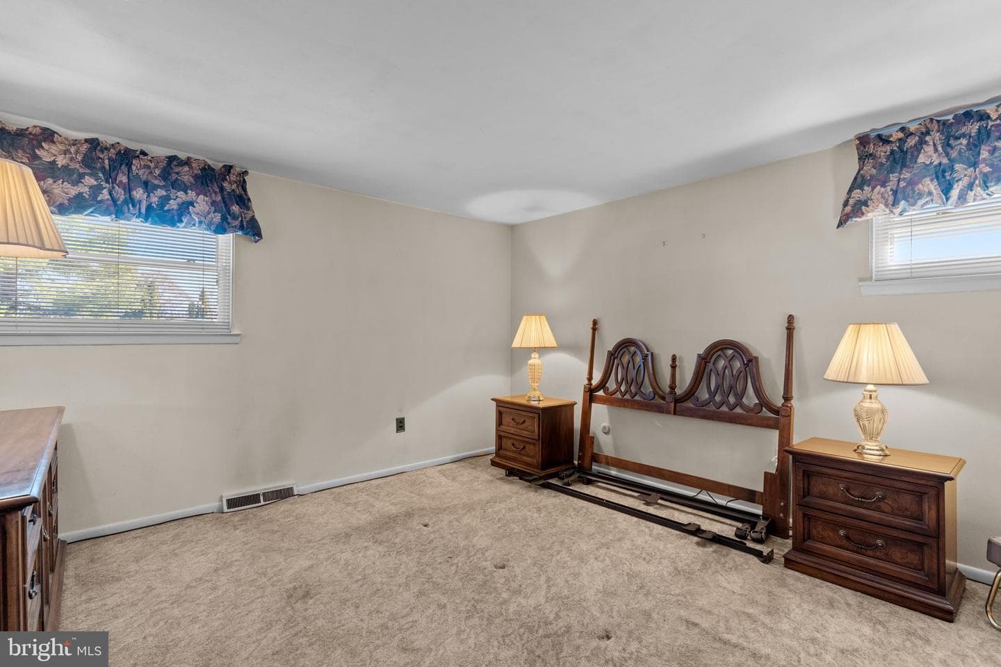 857 W County Line Road photo 20