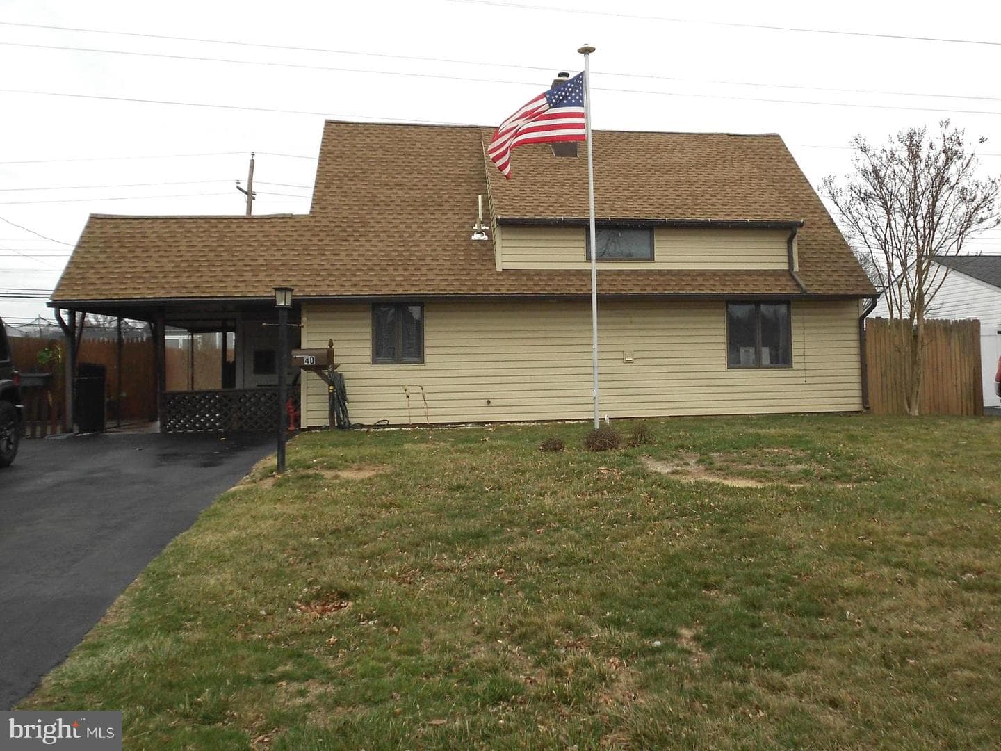 40 Coral Lane photo 2