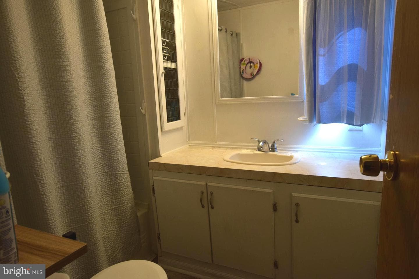 75 Harrison Drive photo 16