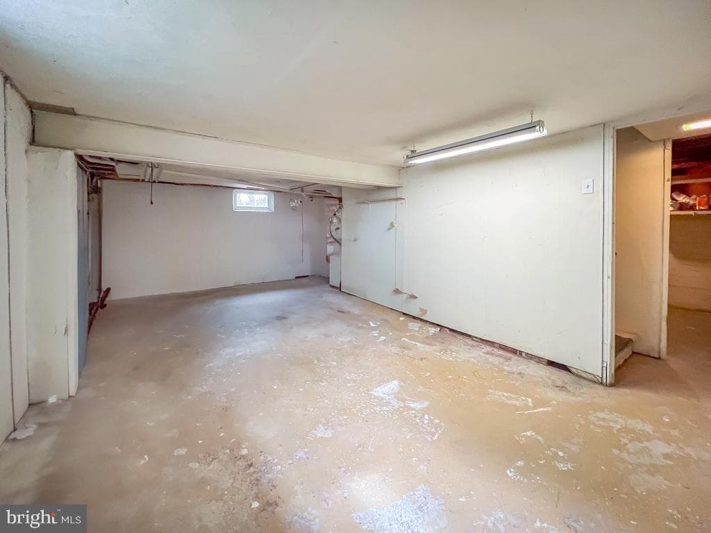 672 Osborne Avenue photo 27