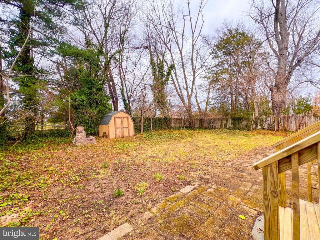672 Osborne Avenue photo 30