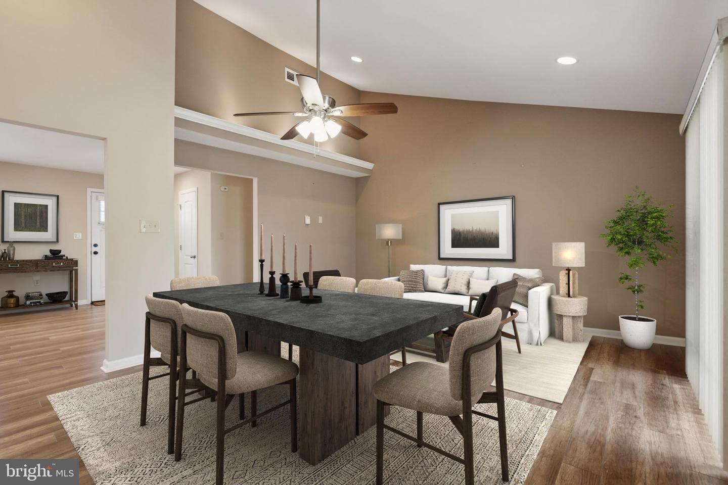 288 Colonial Drive photo 9