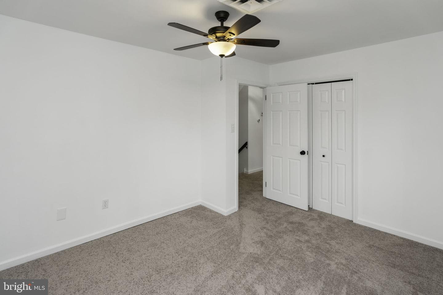 138 Rogers Road photo 15