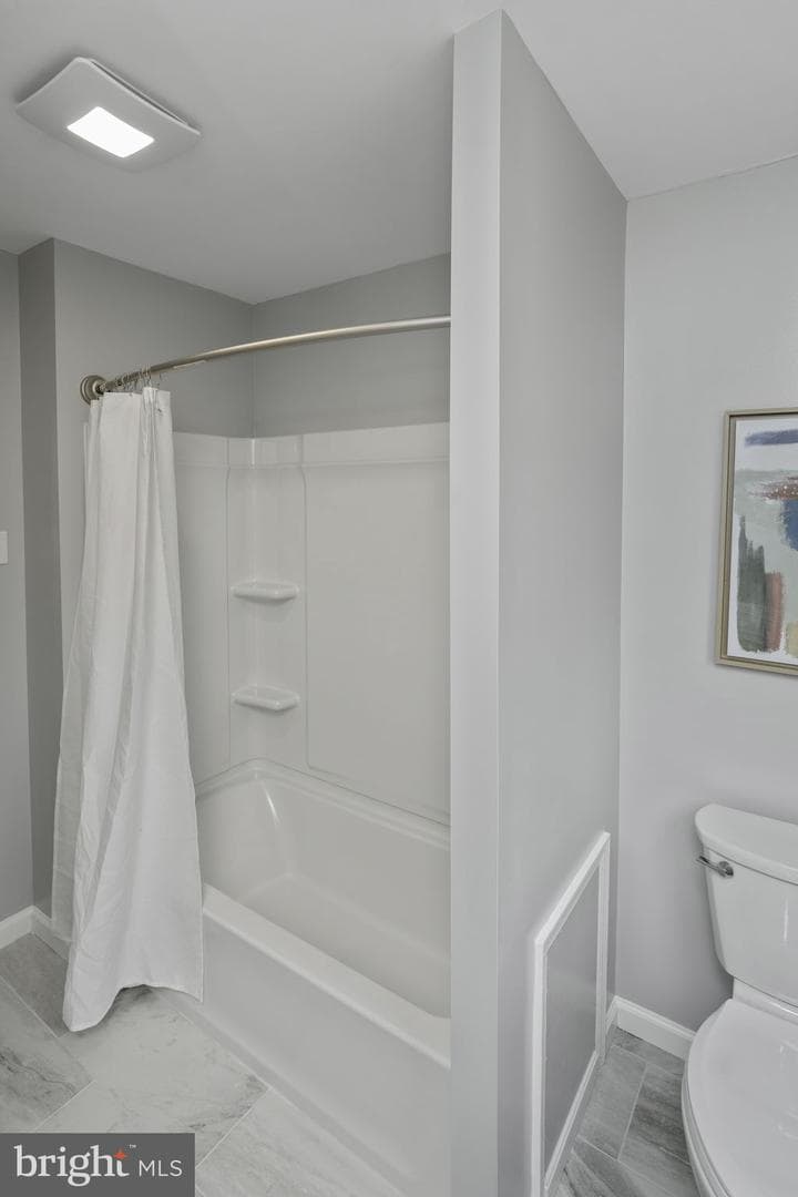 138 Rogers Road photo 17
