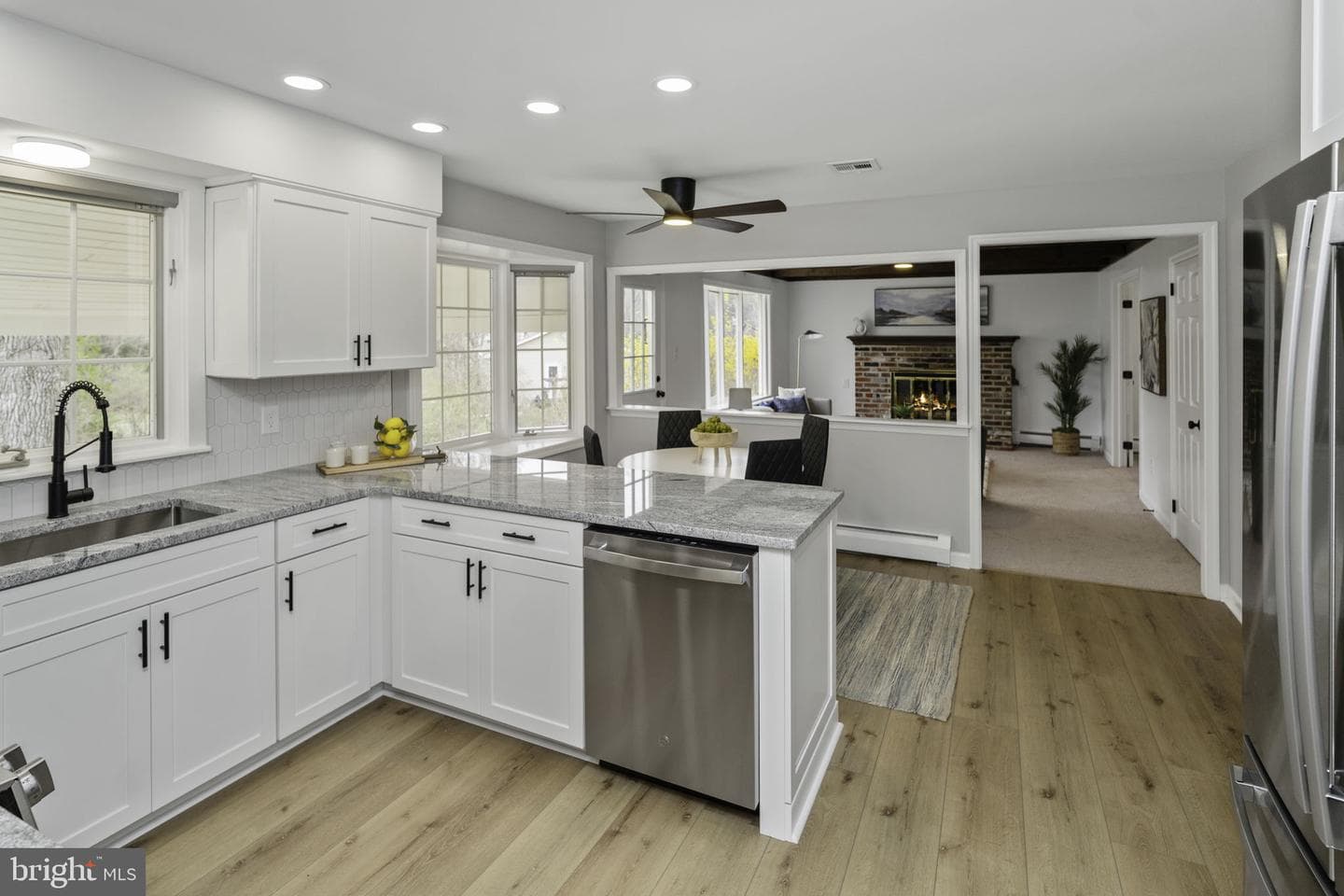 138 Rogers Road photo 4