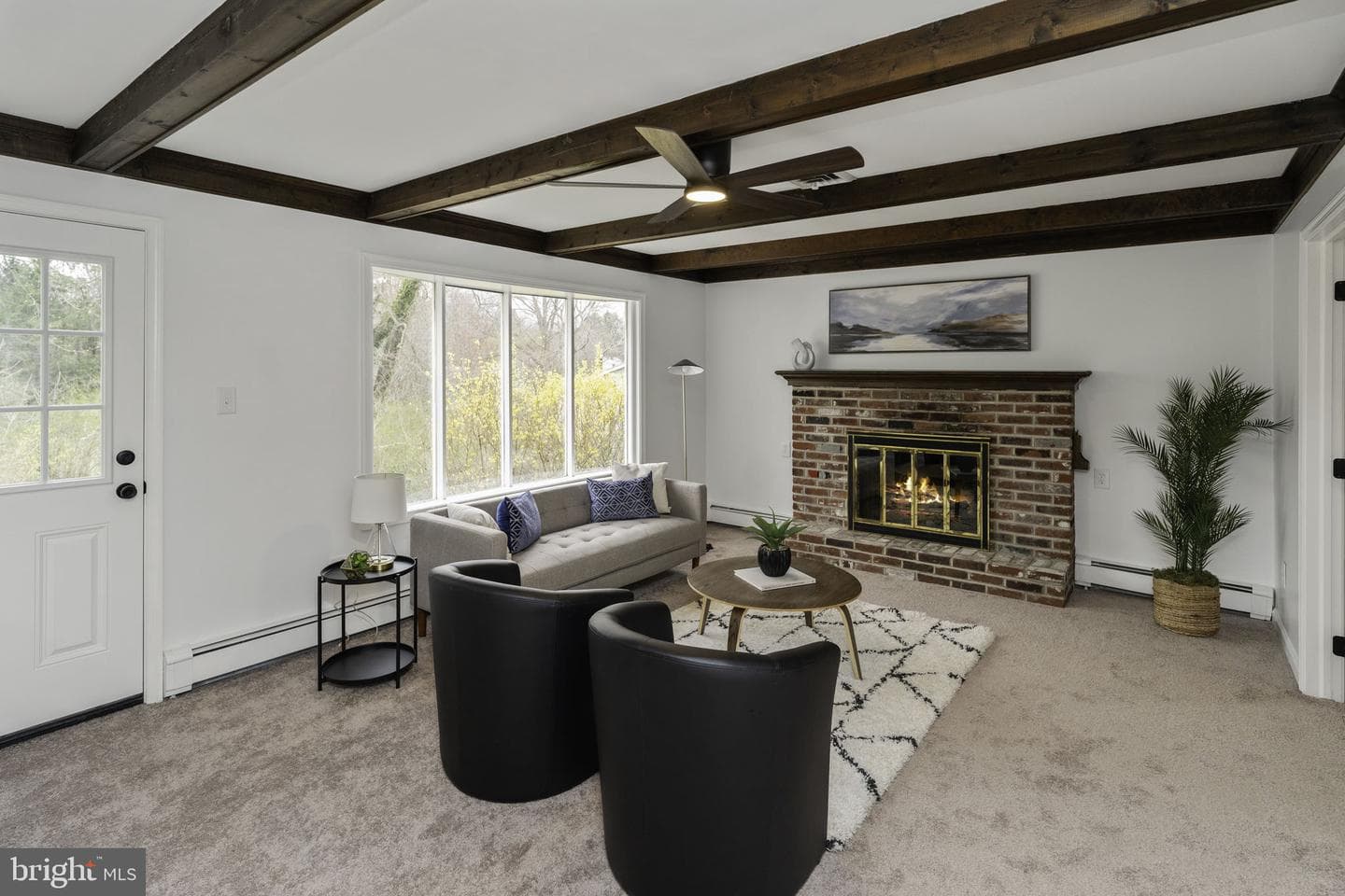 138 Rogers Road photo 9