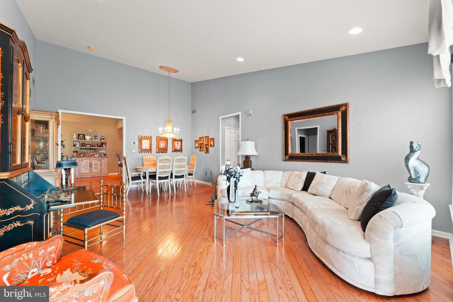 210 Shady Brook Drive photo 4