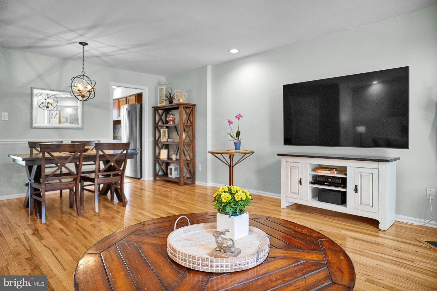265 Leedom Way photo 4