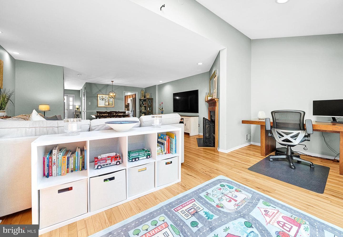 265 Leedom Way photo 8