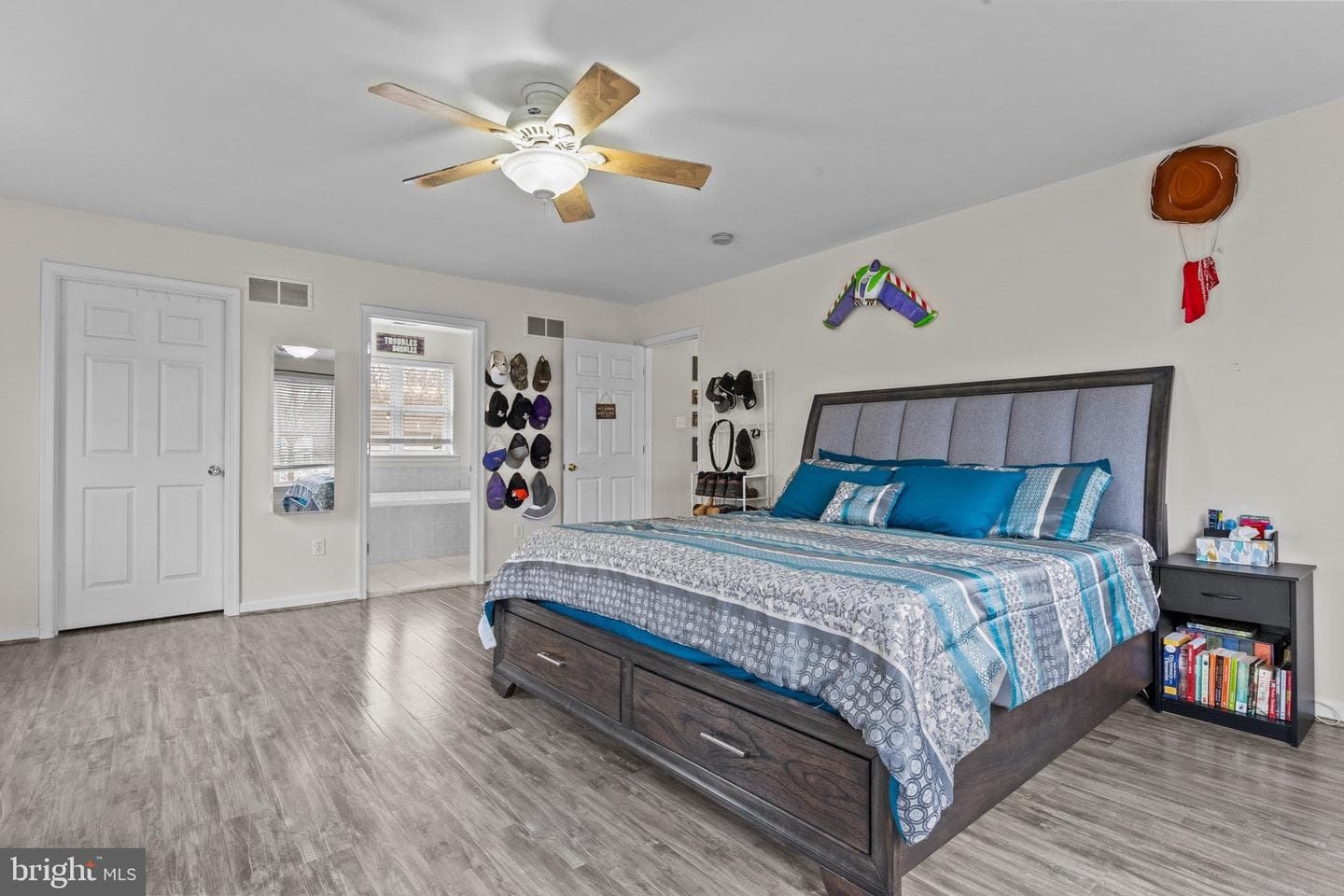 2366 Maple Avenue photo 23