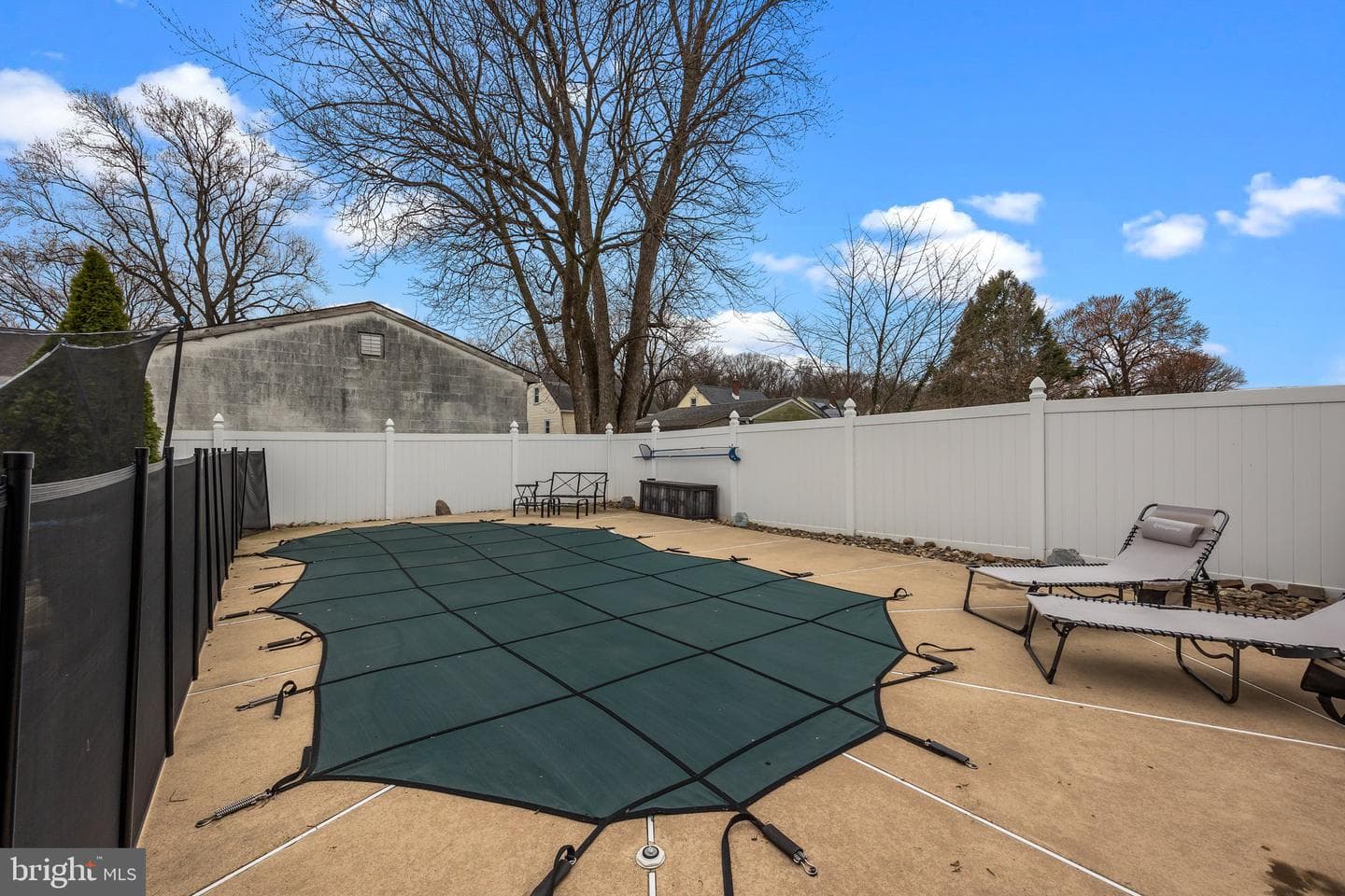 2366 Maple Avenue photo 34