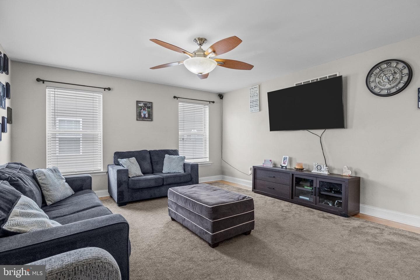 2366 Maple Avenue photo 4