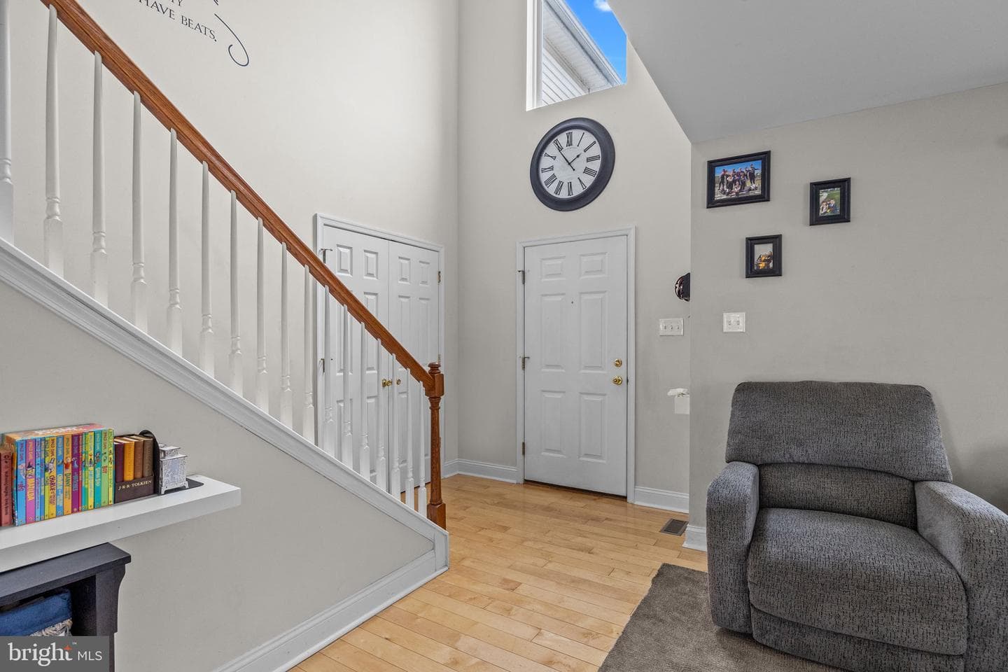 2366 Maple Avenue photo 7