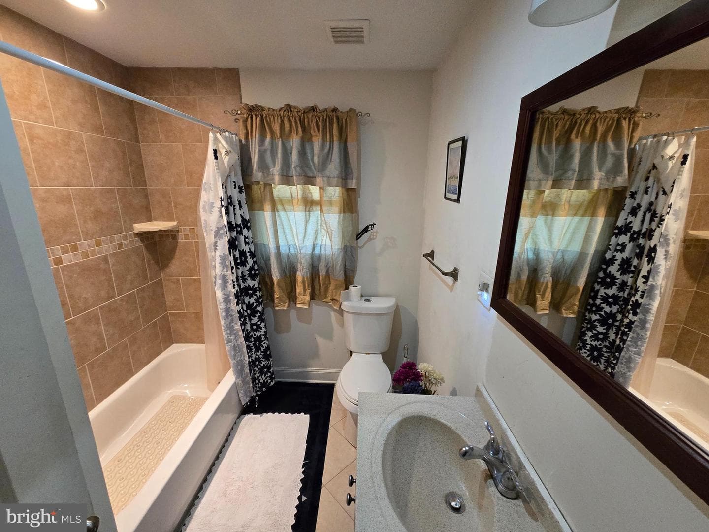 219 Harris Avenue photo 13